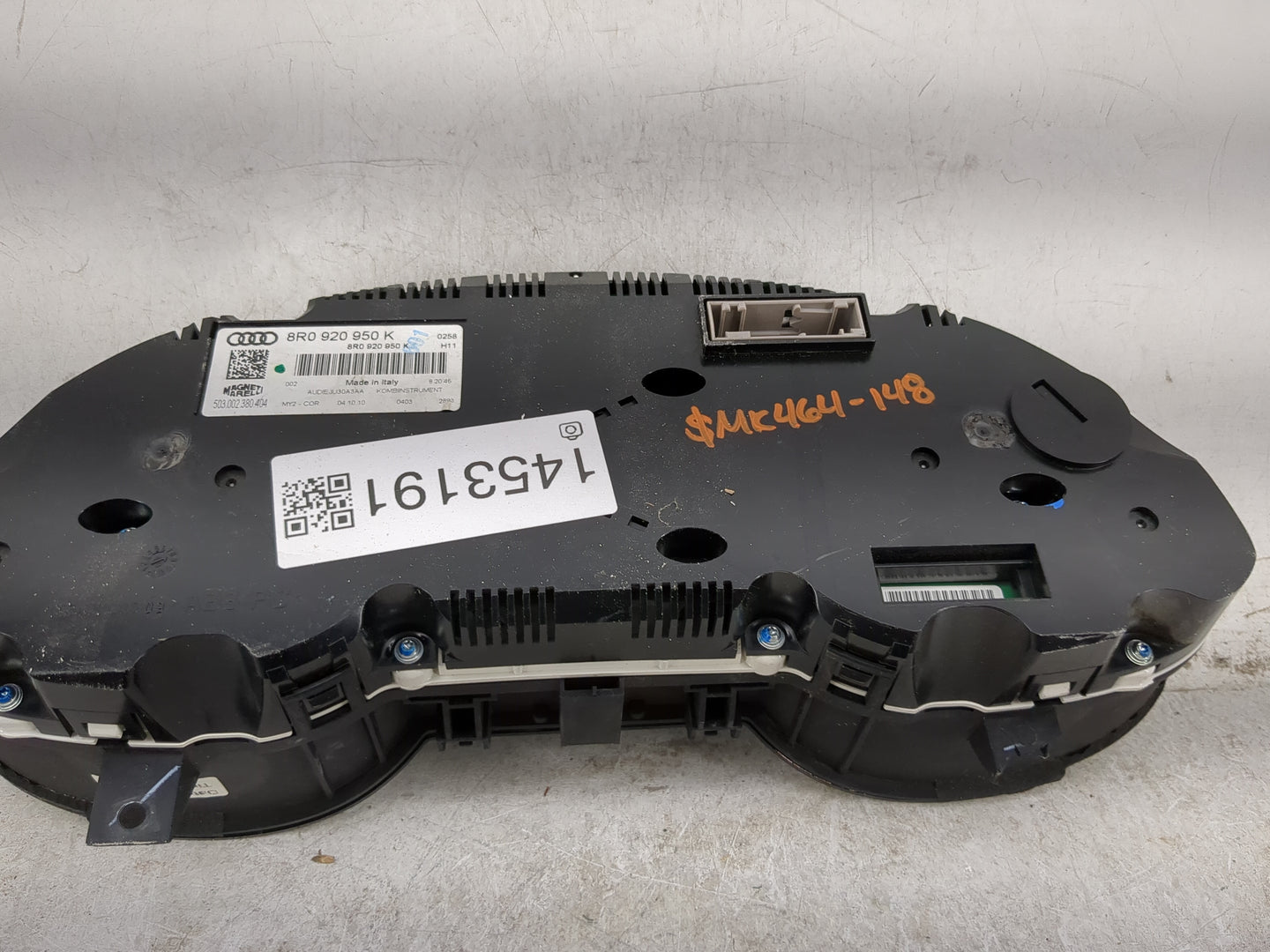 2011-2012 Audi Q5 Instrument Cluster Speedometer Gauges P/N:8R0920950K 503002380404 Miles:100K Fits Fits 2011 2012 OEM Used 