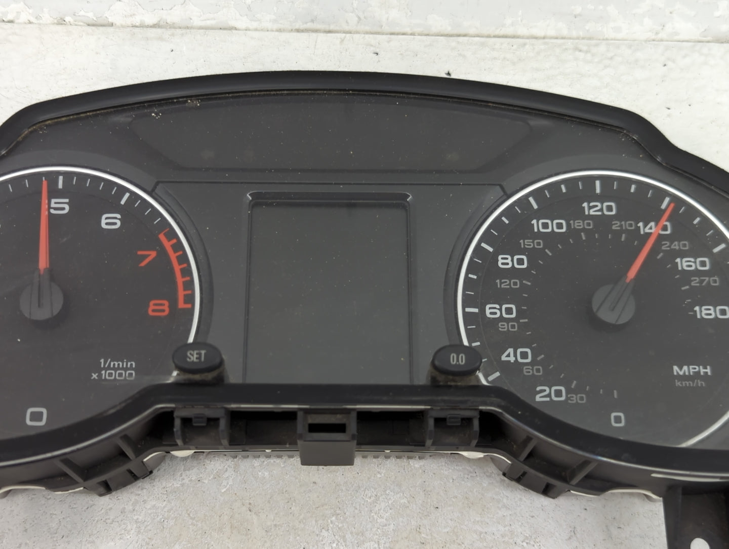 2011-2012 Audi Q5 Instrument Cluster Speedometer Gauges P/N:8R0920981G 503002381305 Miles:66K Fits Fits 2011 2012 OEM Used A