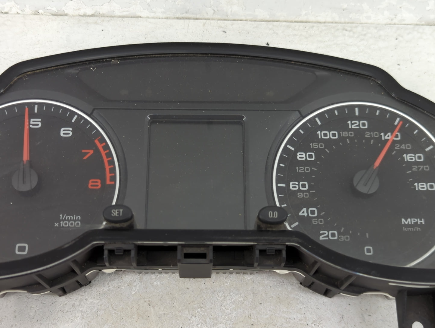 2011-2012 Audi Q5 Instrument Cluster Speedometer Gauges P/N:8R0920981G 503002381305 Miles:66K Fits Fits 2011 2012 OEM Used A