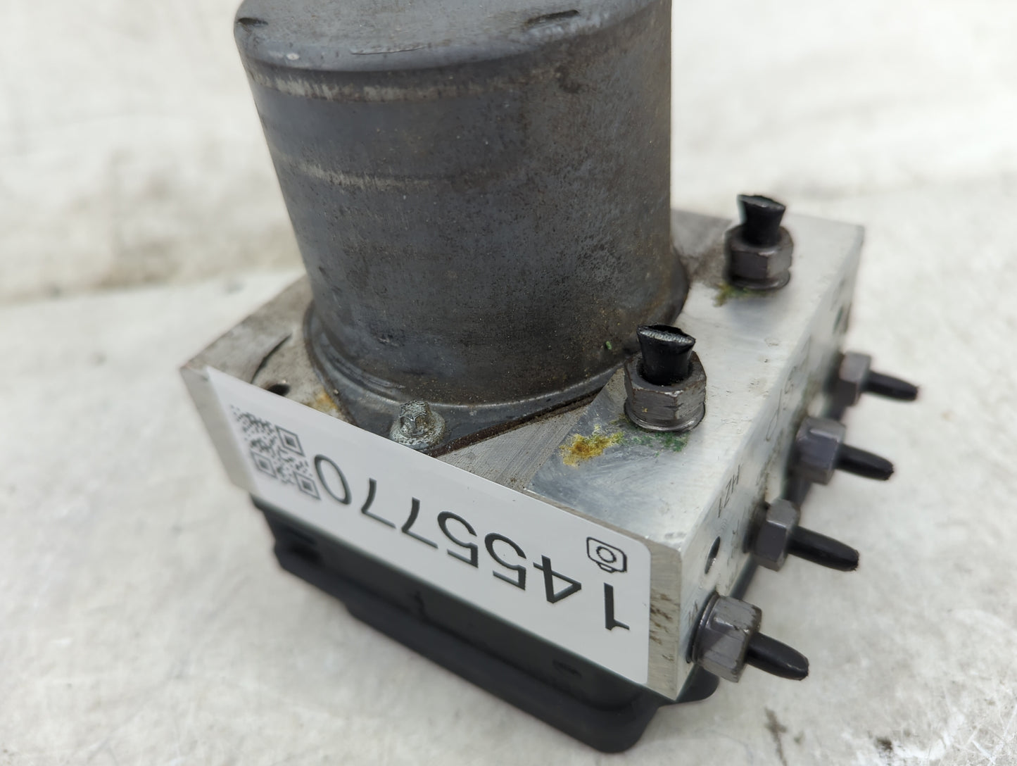 2009-2012 Audi Q5 ABS Pump Control Module Replacement P/N:0265236336 8R0614517R Fits Fits 2009 2010 2011 2012 OEM Used Auto 