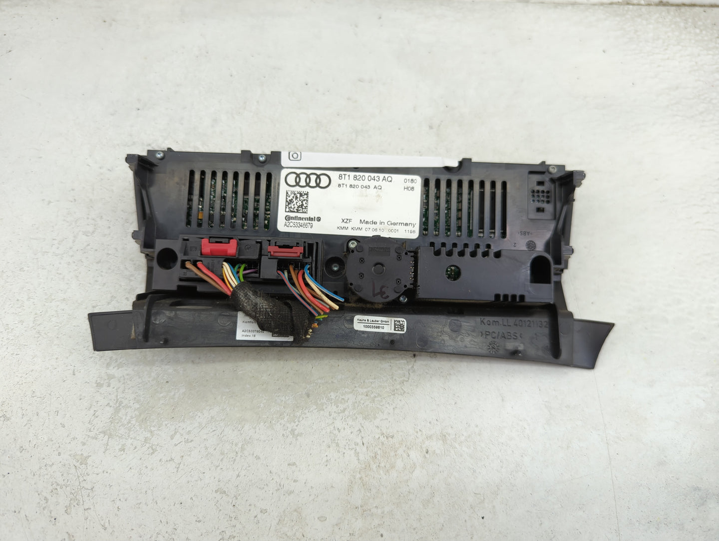 2009-2012 Audi Q5 Climate Control Module Temperature AC/Heater Replacement P/N:8T1 820 043 AQ Fits OEM Used Auto Parts - Oem
