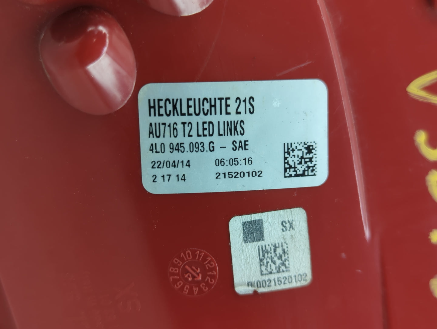 2009-2012 Audi Q5 Tail Light Assembly Driver Left OEM P/N:8R0 945 093 B AU416 T2 Fits Fits 2009 2010 2011 2012 OEM Used Auto