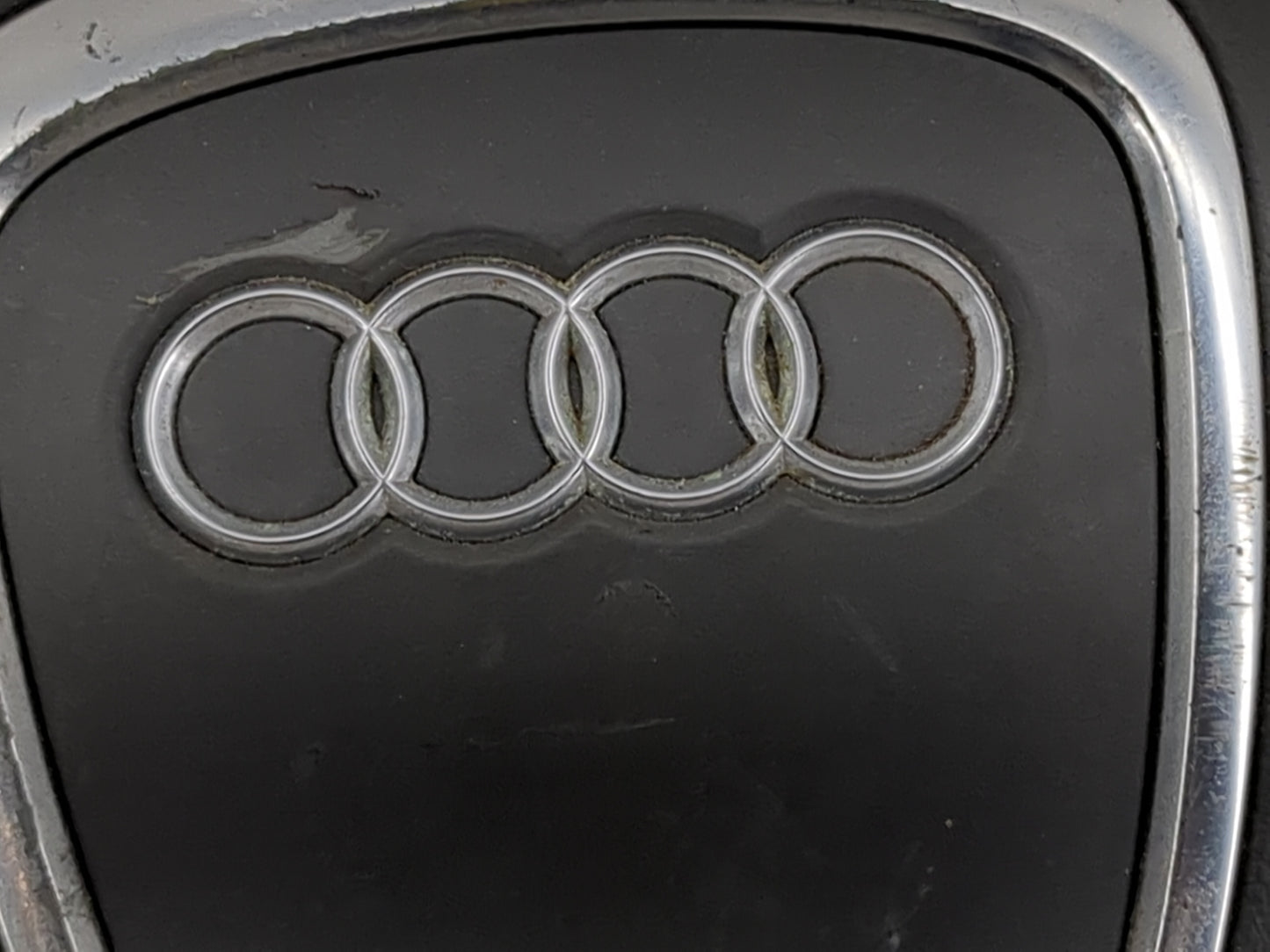 2009-2012 Audi Q5 Air Bag Driver Left Steering Wheel Mounted Black 1458127 - Oemusedautoparts1.com