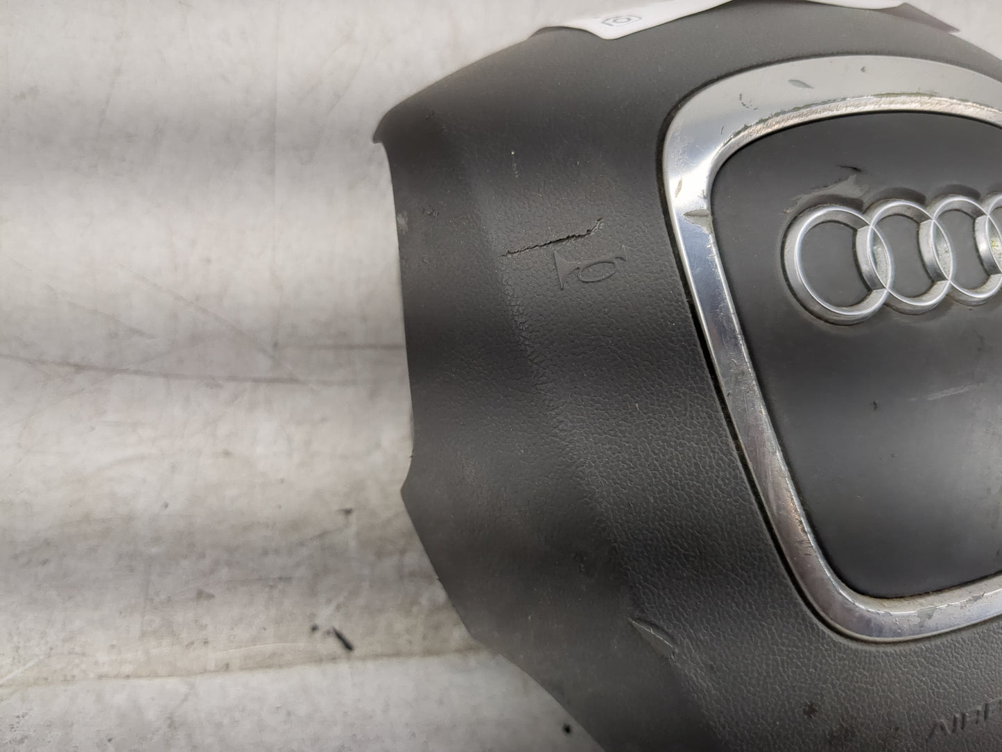 2009-2012 Audi Q5 Air Bag Driver Left Steering Wheel Mounted Black 1458127 - Oemusedautoparts1.com