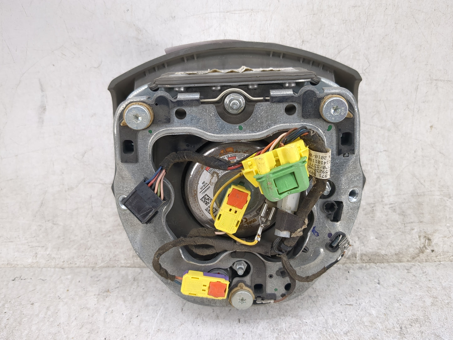 2009-2012 Audi Q5 Air Bag Driver Left Steering Wheel Mounted Black 1458127 - Oemusedautoparts1.com