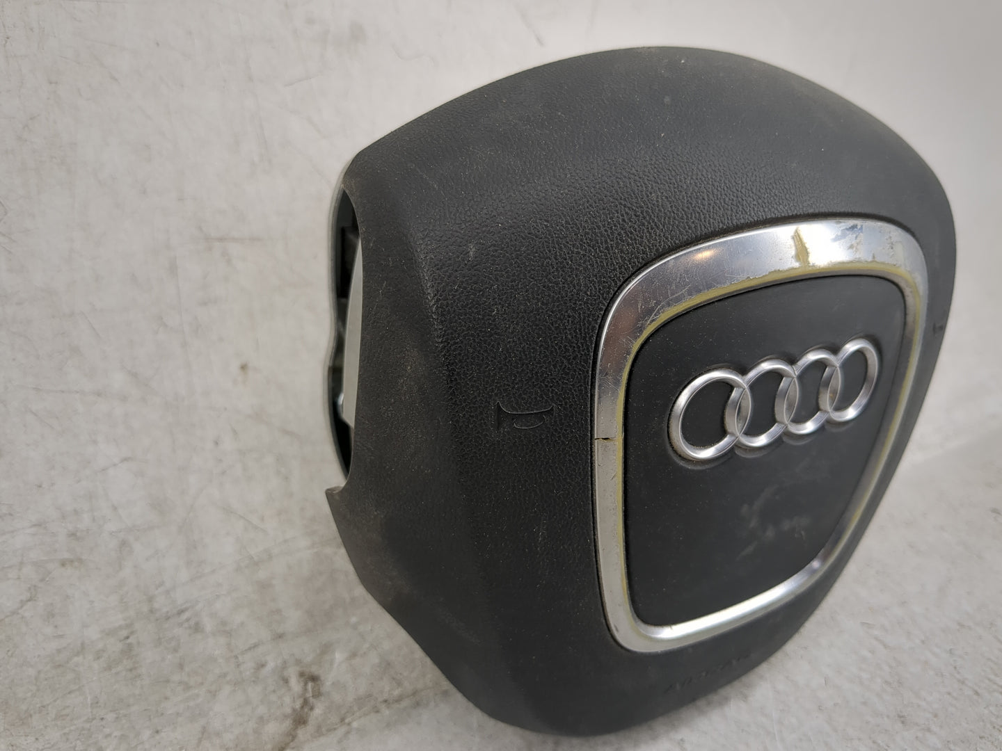 2009-2012 Audi Q5 Air Bag Driver Left Steering Wheel Mounted 1458129 - Oemusedautoparts1.com