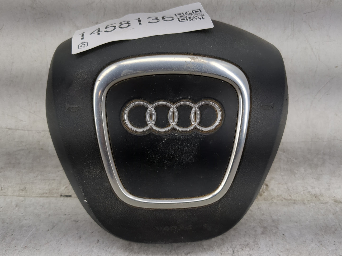 2009-2012 Audi Q5 Air Bag Driver Left Steering Wheel Mounted Black 1458136 - Oemusedautoparts1.com