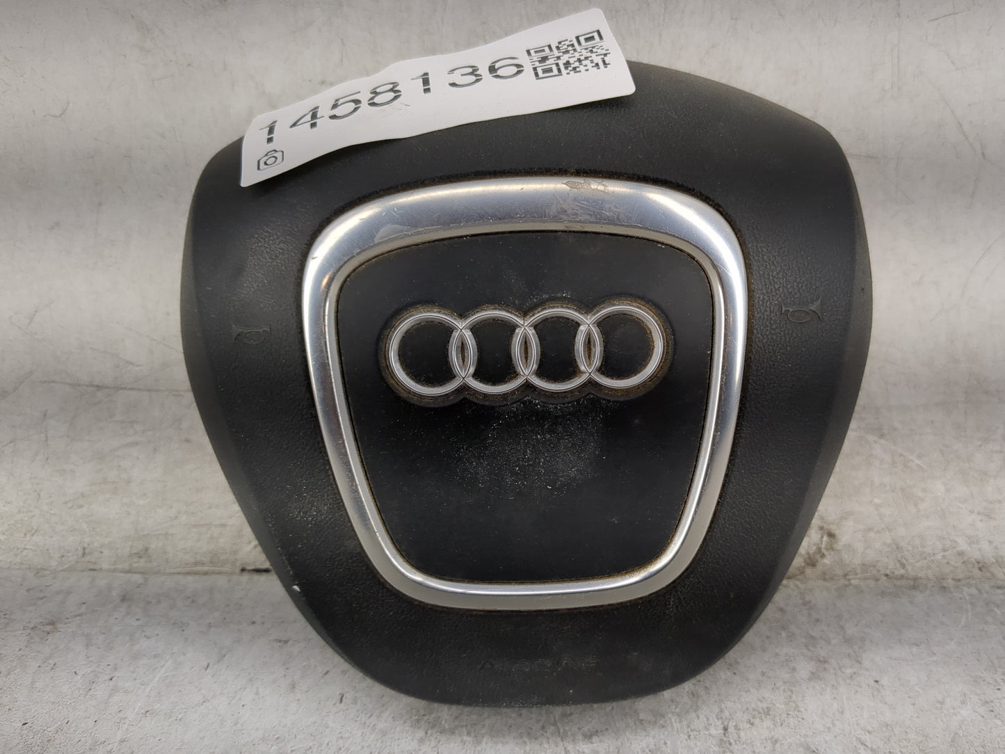 2009-2012 Audi Q5 Air Bag Driver Left Steering Wheel Mounted Black 1458136 - Oemusedautoparts1.com