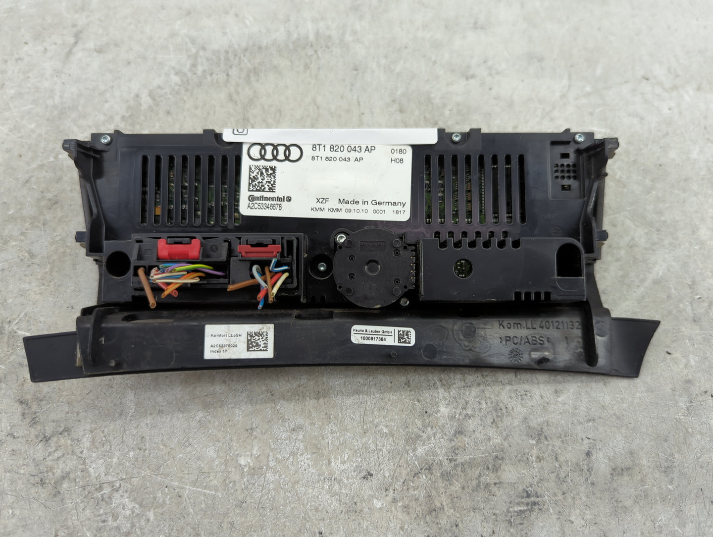 2009-2012 Audi Q5 Climate Control Module Temperature AC/Heater Replacement P/N:8T1 820 043 AP Fits OEM Used Auto Parts - Oem