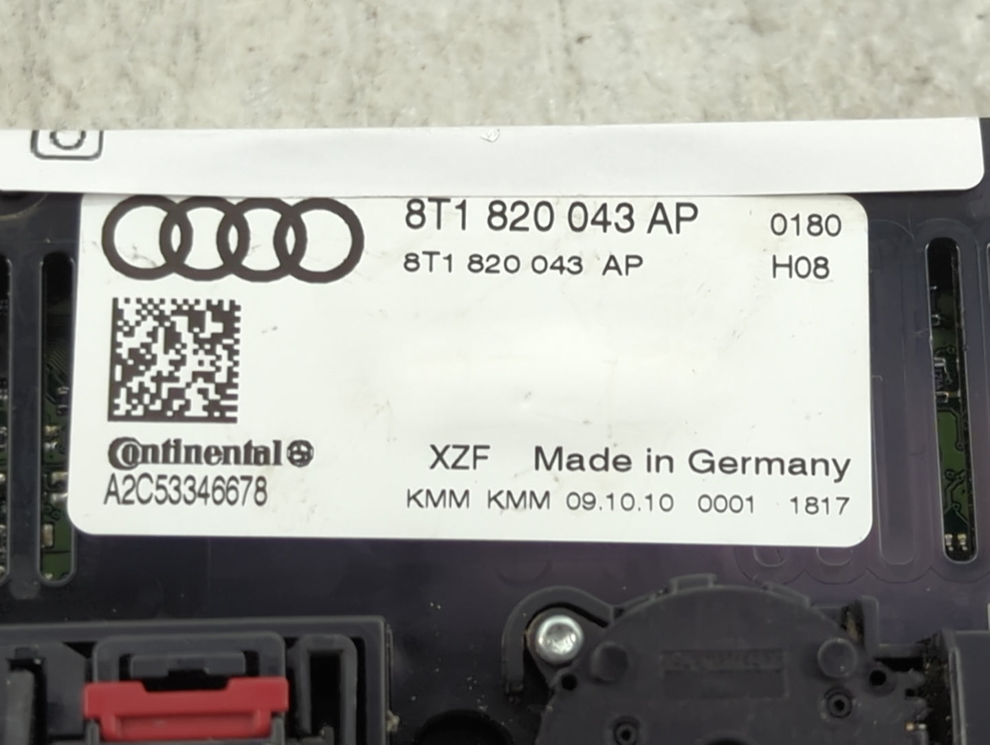 2009-2012 Audi Q5 Climate Control Module Temperature AC/Heater Replacement P/N:8T1 820 043 AP Fits OEM Used Auto Parts - Oem