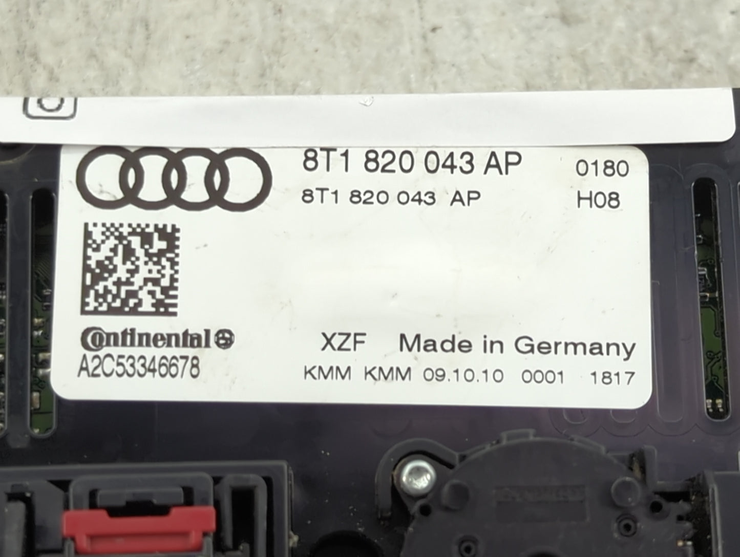 2009-2012 Audi Q5 Climate Control Module Temperature AC/Heater Replacement P/N:8T1 820 043 AP Fits OEM Used Auto Parts - Oem