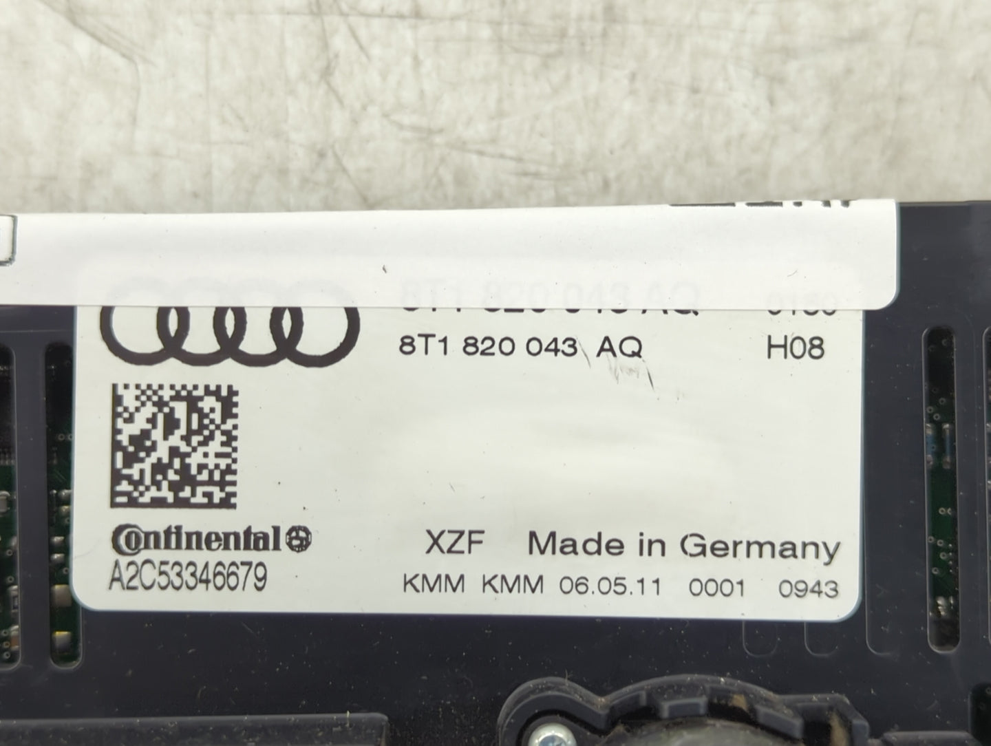 2009-2012 Audi Q5 Climate Control Module Temperature AC/Heater Replacement P/N:8T1 820 043 AQ Fits OEM Used Auto Parts - Oem