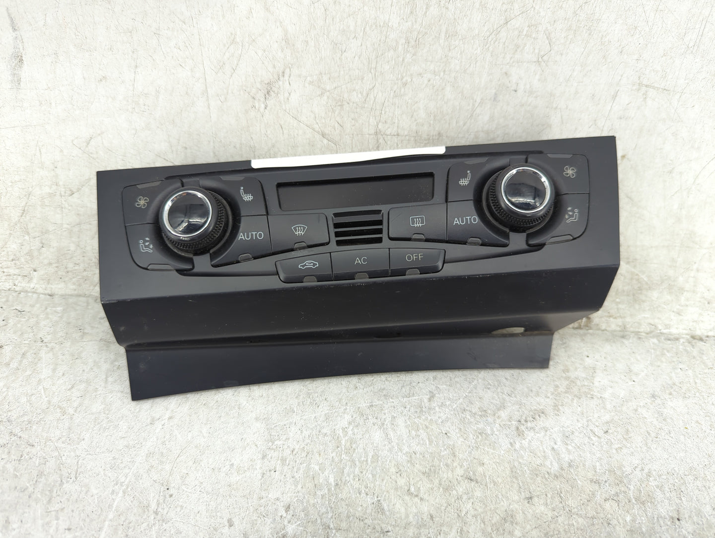 2009-2012 Audi Q5 Climate Control Module Temperature AC/Heater Replacement P/N:8T1 820 043 AC 8T1 820 043 AQ Fits OEM Used A