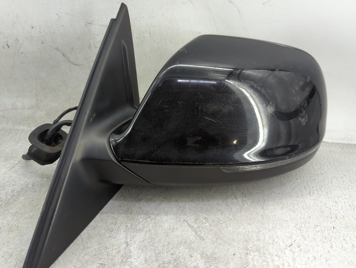 2009-2014 Audi Q5 Driver Side View Mirror - Left Door Mirror OEM Used - Oemusedautoparts1.com