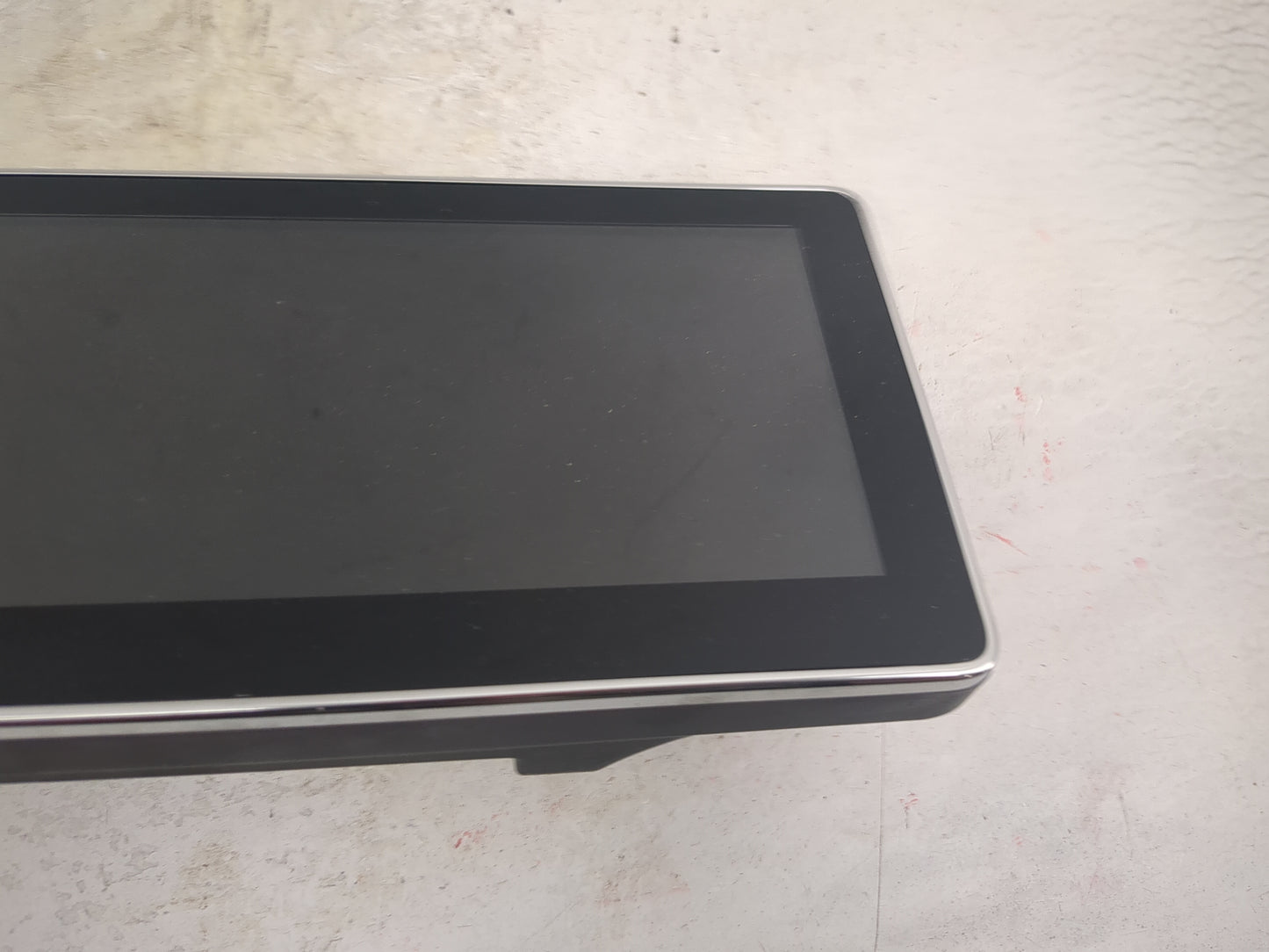 2011 Audi Q5 Information Display Screen - Oemusedautoparts1.com