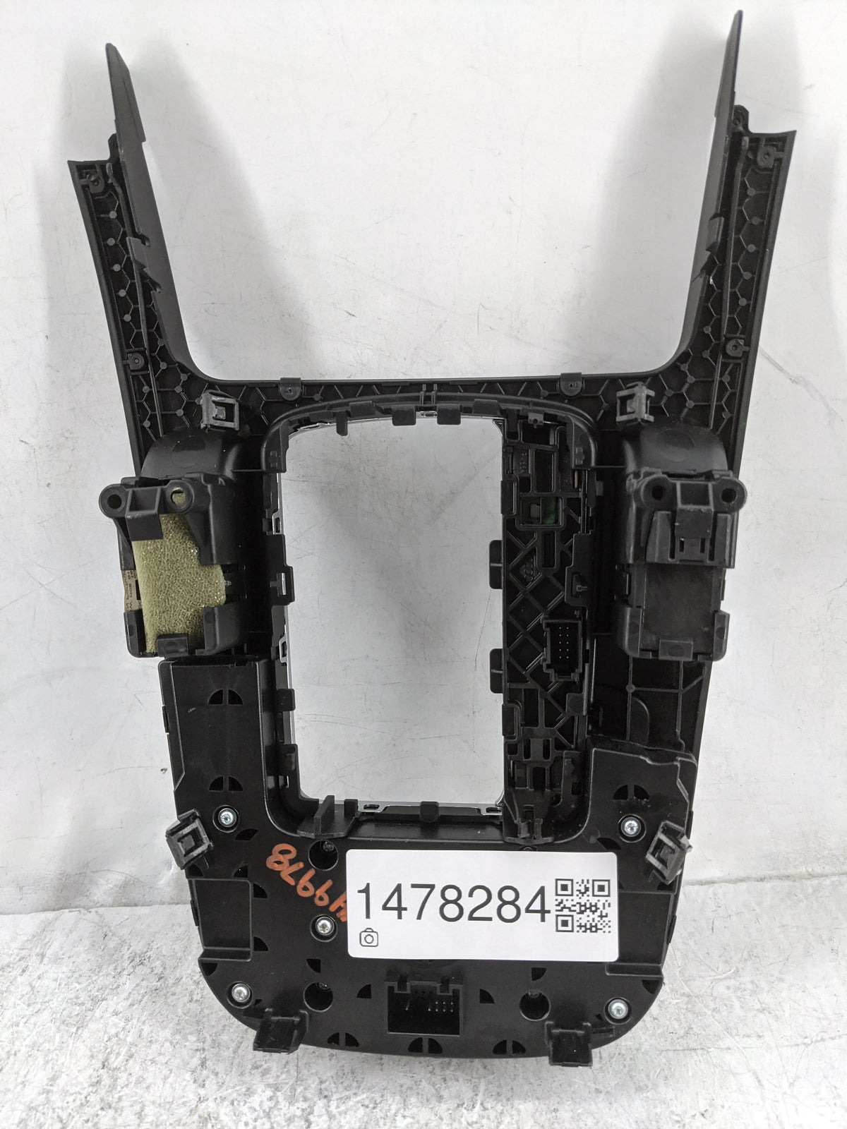 2009-2017 Audi Q5 Radio AM FM Cd Player Receiver Replacement P/N:8T0919609F 8T0919609FWFX Fits OEM Used Auto Parts - Oemused