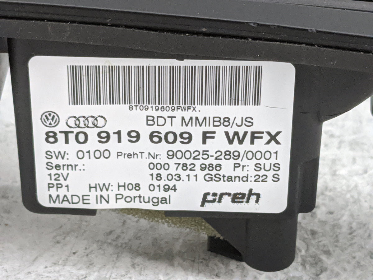 2009-2017 Audi Q5 Radio AM FM Cd Player Receiver Replacement P/N:8T0919609F 8T0919609FWFX Fits OEM Used Auto Parts - Oemused