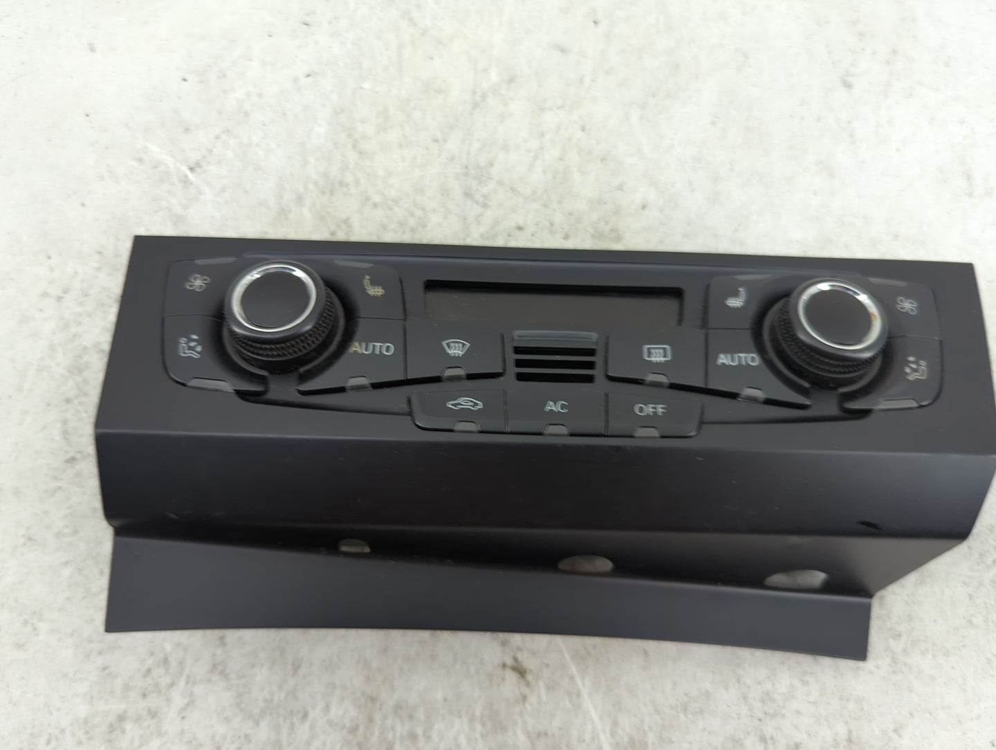 2009-2012 Audi Q5 Climate Control Module Temperature AC/Heater Replacement P/N:8T1820043AC A2C53378040 Fits OEM Used Auto Pa