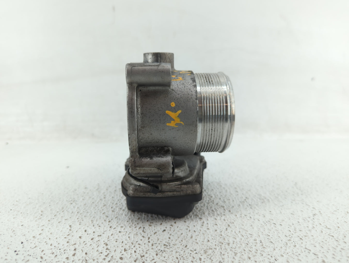 2010-2017 Audi Q5 Throttle Body P/N:06F 133 062 T 06F 133 062 Q Fits OEM Used Auto Parts - Oemusedautoparts1.com