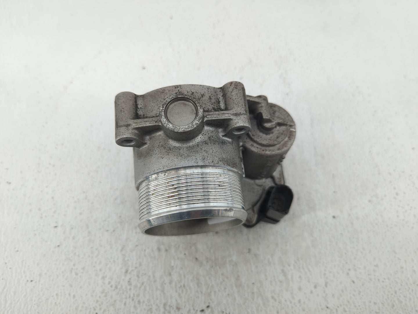2010-2017 Audi Q5 Throttle Body P/N:06F 133 062 Q Fits OEM Used Auto Parts - Oemusedautoparts1.com