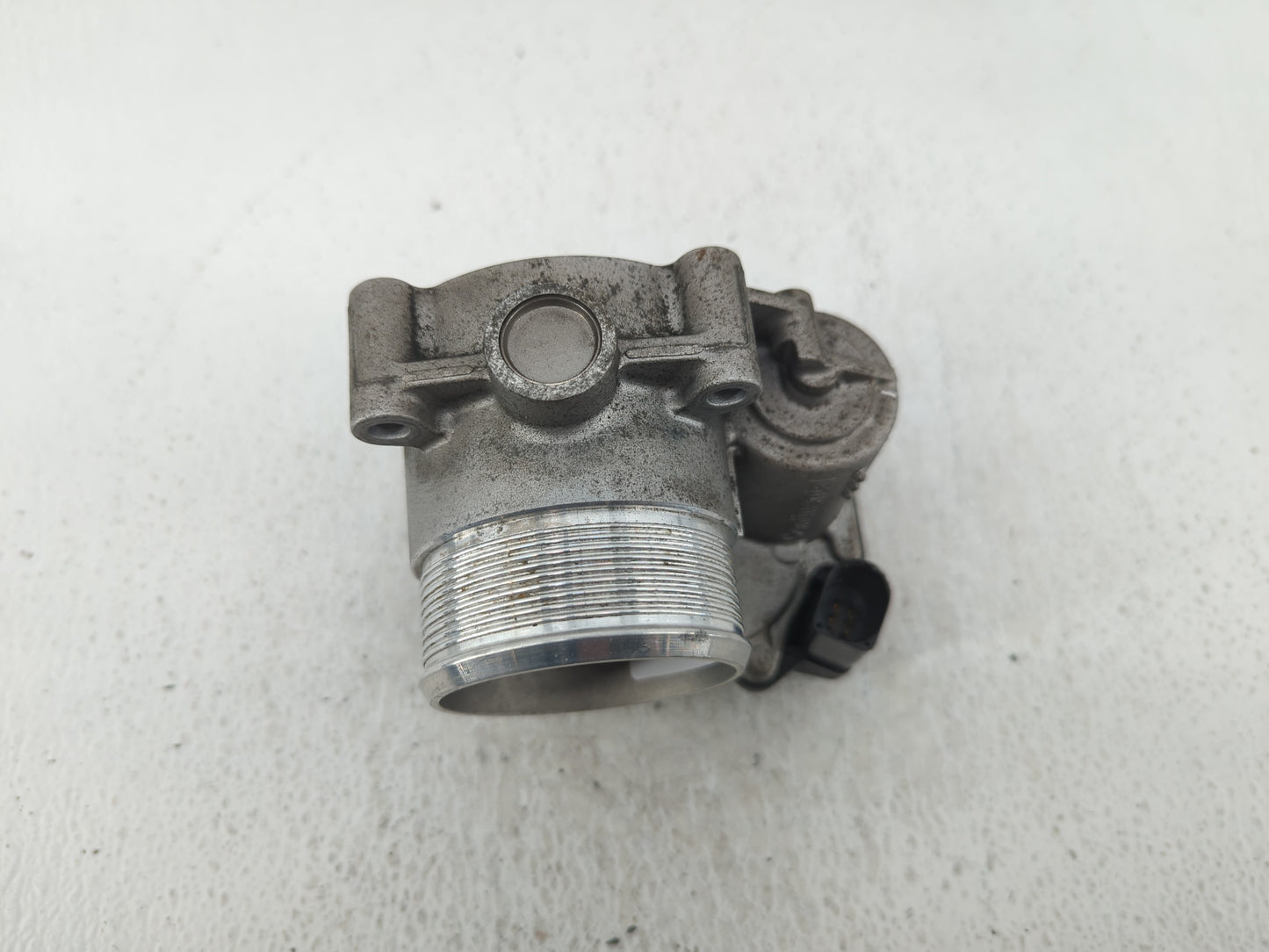 2010-2017 Audi Q5 Throttle Body P/N:06F 133 062 Q Fits OEM Used Auto Parts - Oemusedautoparts1.com