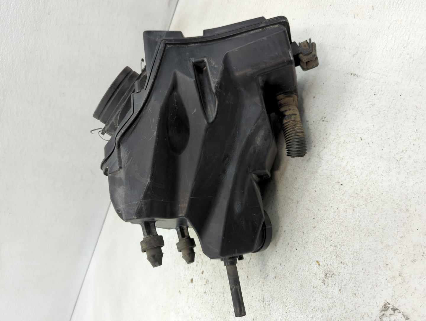 2009-2012 Audi Q5 Air Cleaner Intake-duct Hose Tube - Oemusedautoparts1.com