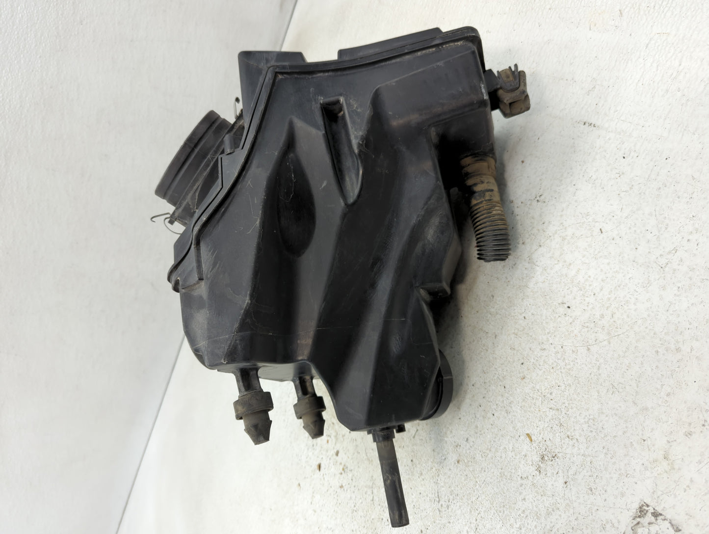 2009-2012 Audi Q5 Air Cleaner Intake-duct Hose Tube - Oemusedautoparts1.com