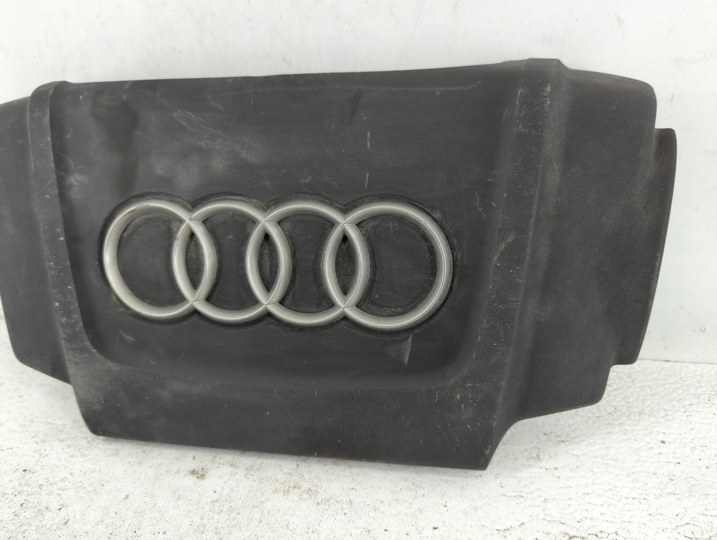 2011 Audi Q5 Engine Cover - Oemusedautoparts1.com