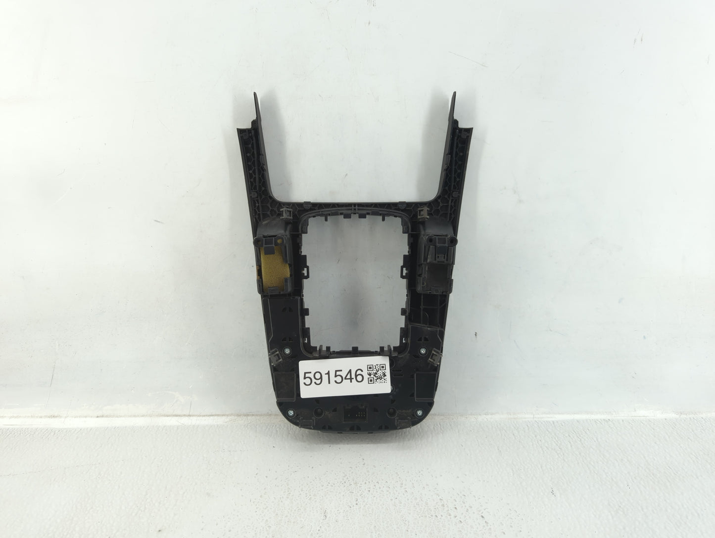 2009-2017 Audi Q5 Radio Control Panel - Oemusedautoparts1.com