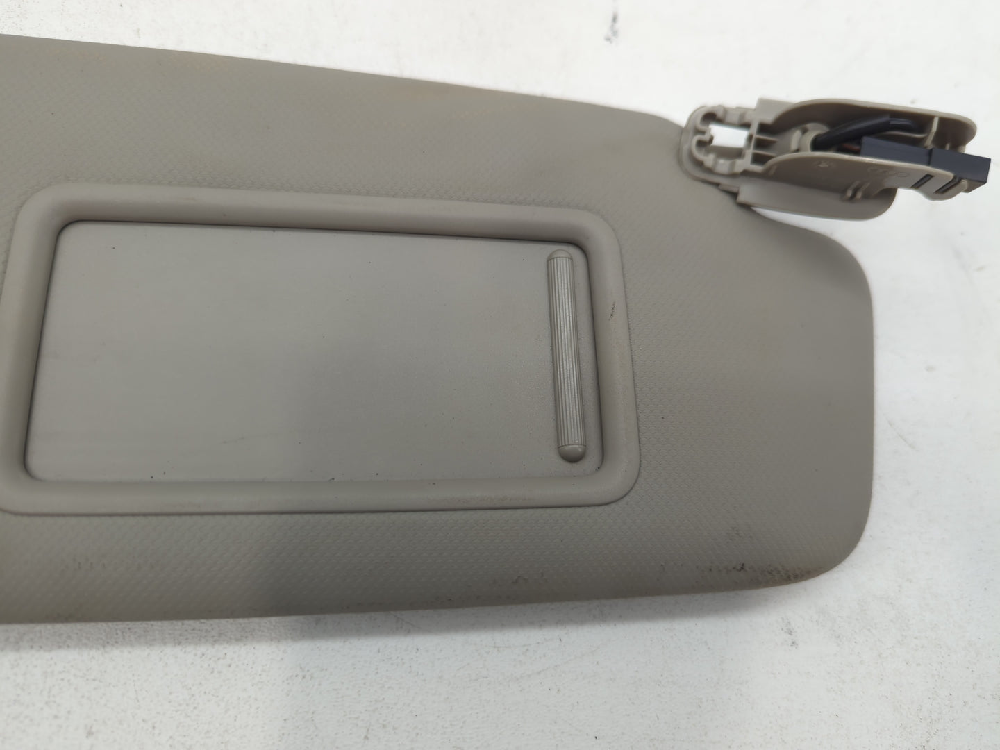 2011 Audi Q5 Sun Visor Shade Replacement Passenger Right Mirror Fits Fits 2009 2010 2012 OEM Used Auto Parts - Oemusedautopa