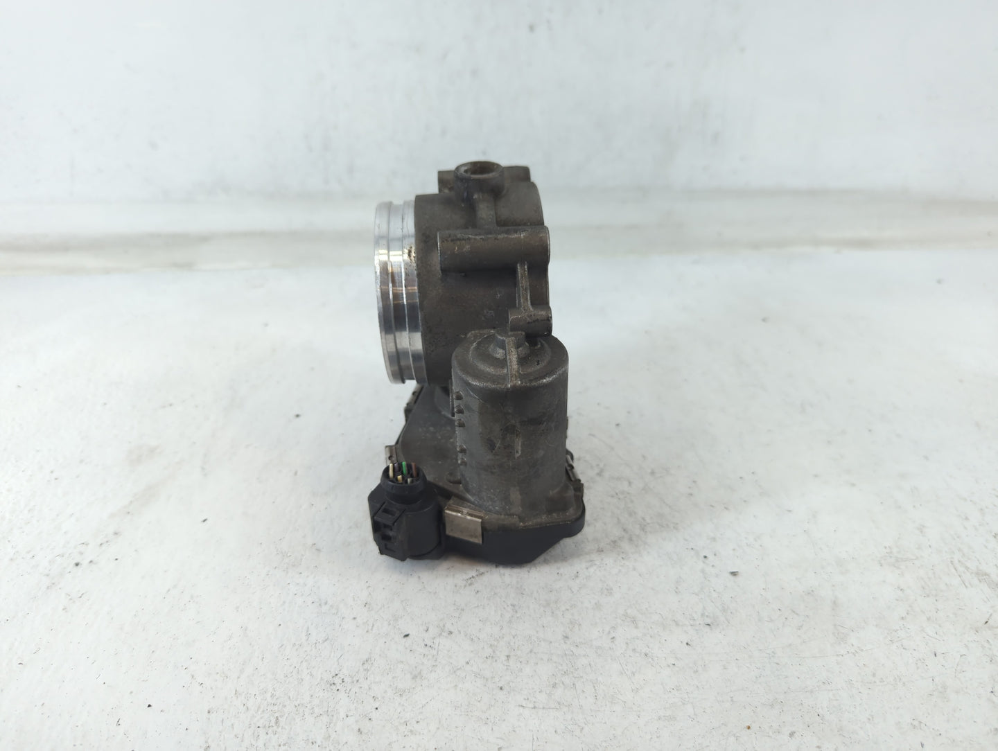 2009-2017 Audi Q5 Throttle Body P/N:06E 133 062 G A2C53388784 Fits OEM Used Auto Parts - Oemusedautoparts1.com