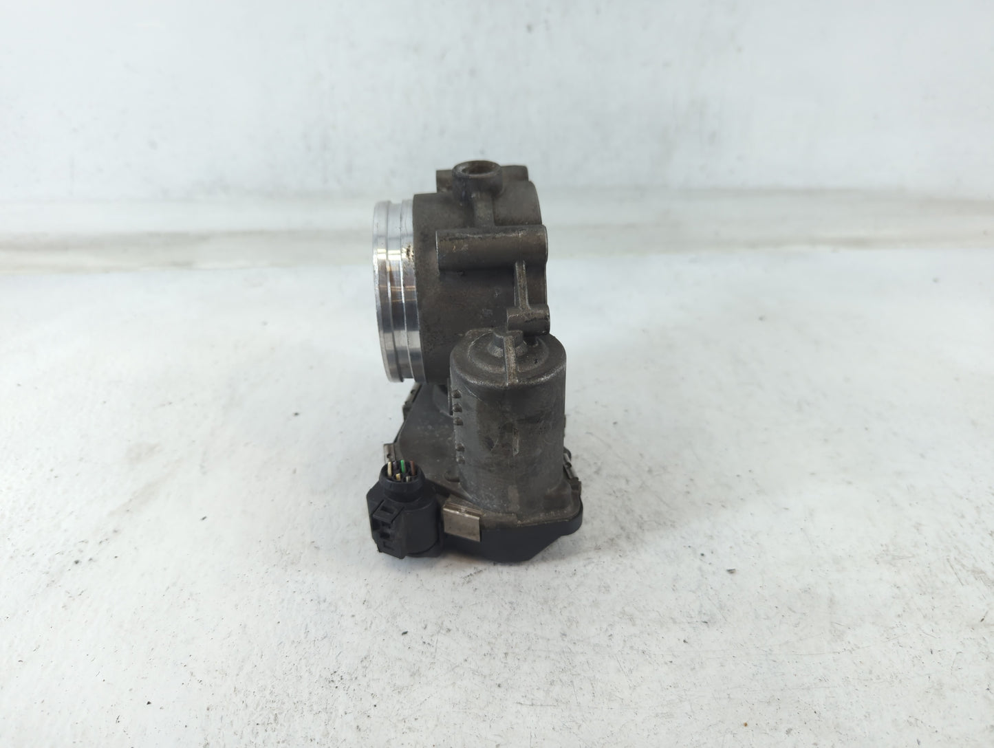 2009-2017 Audi Q5 Throttle Body P/N:06E 133 062 G A2C53388784 Fits OEM Used Auto Parts - Oemusedautoparts1.com