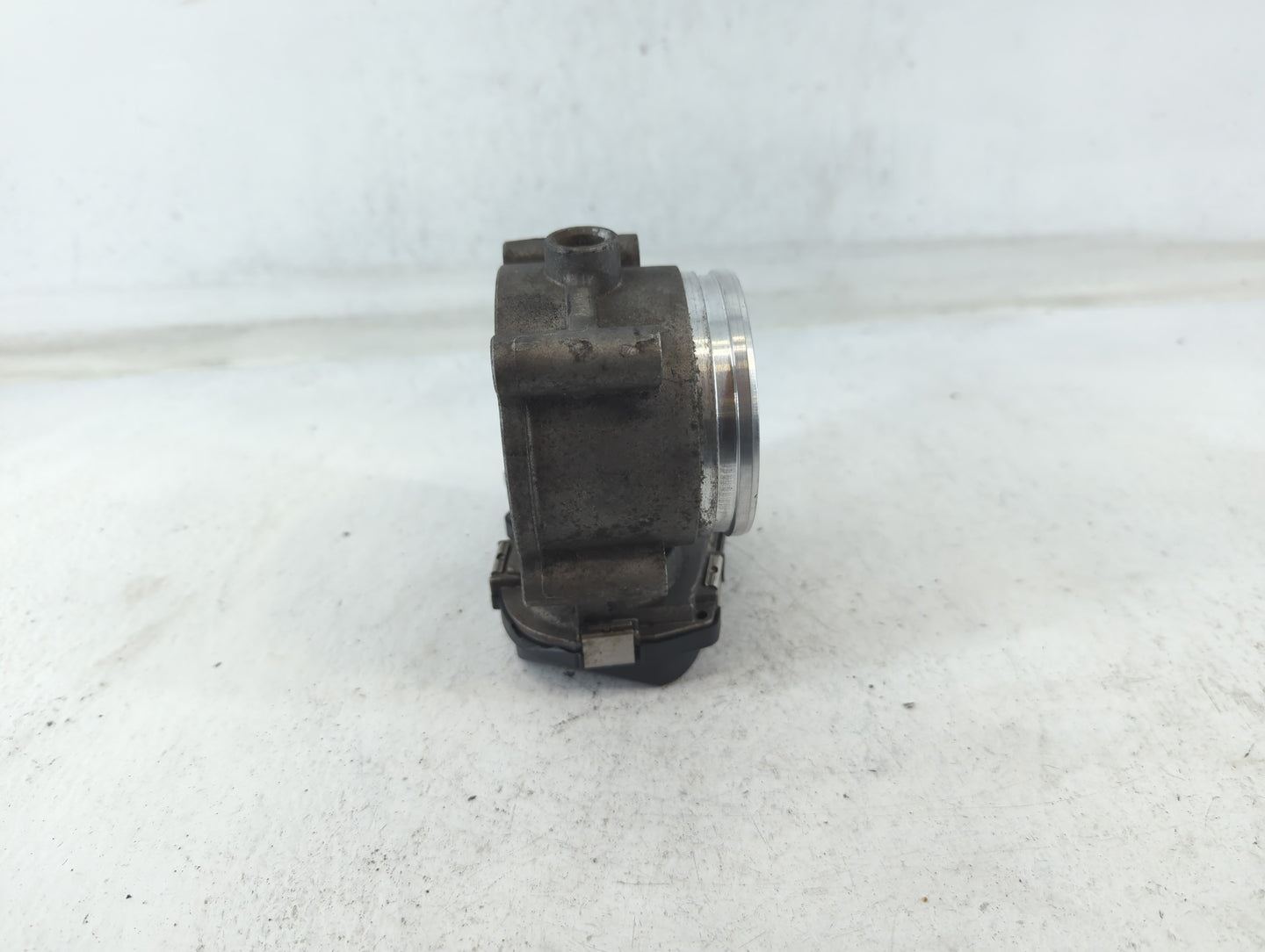 2009-2017 Audi Q5 Throttle Body P/N:06E 133 062 G A2C53388784 Fits OEM Used Auto Parts - Oemusedautoparts1.com