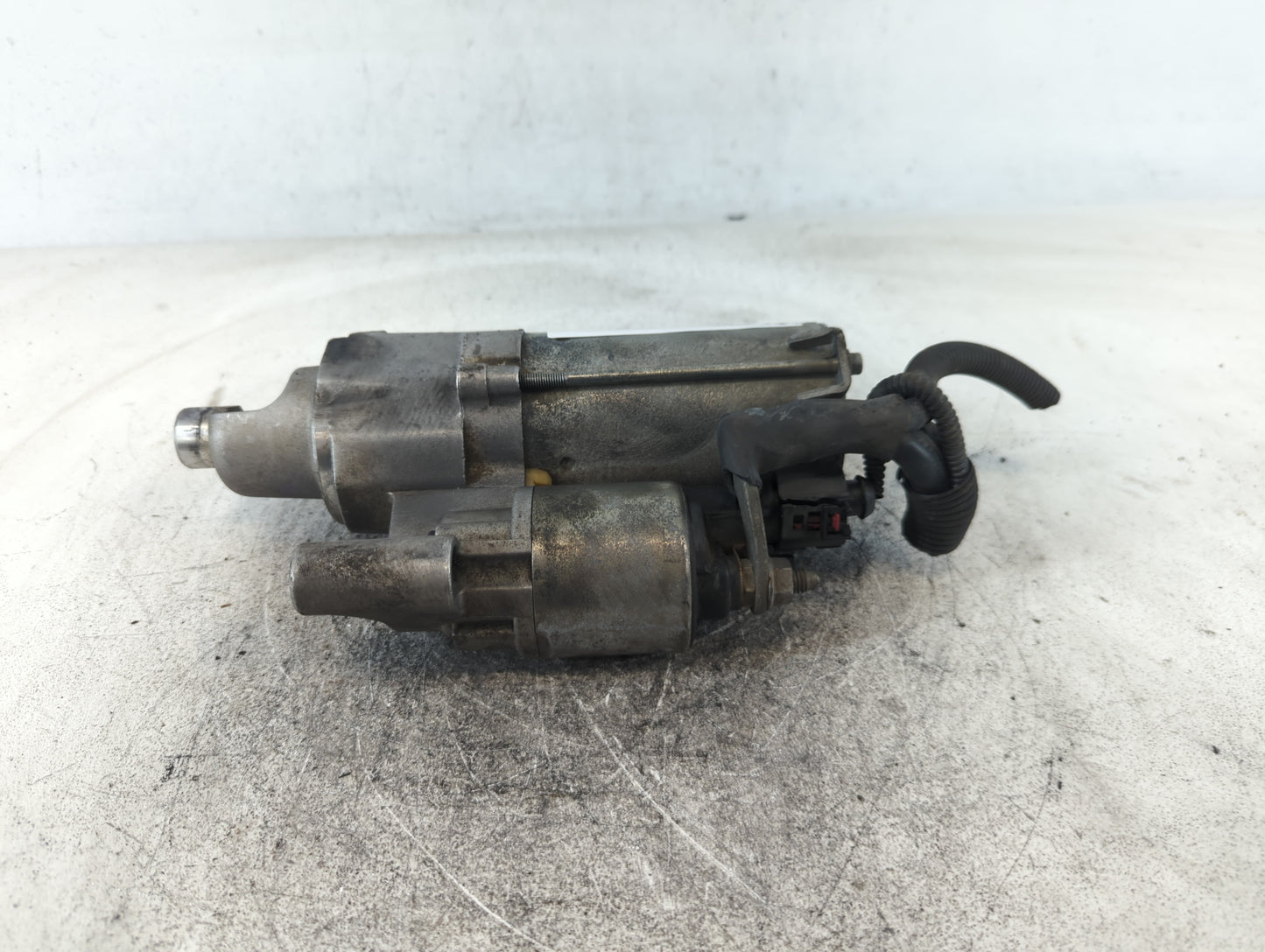 2011-2012 Audi Q5 Car Starter Motor Solenoid OEM Fits Fits 2010 2011 2012 2013 2014 2015 2016 2017 2018 OEM Used Auto Parts 