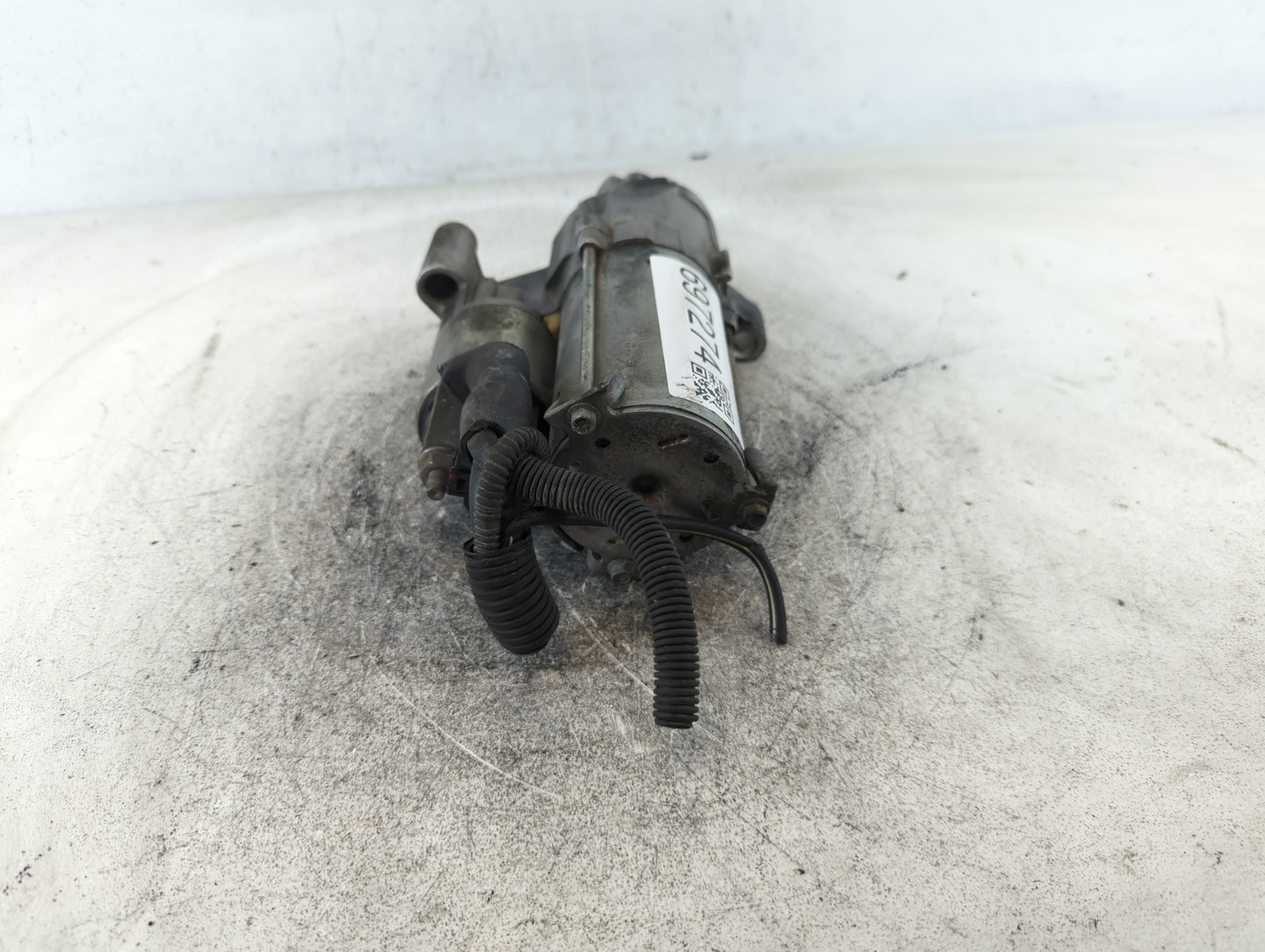 2011-2012 Audi Q5 Car Starter Motor Solenoid OEM Fits Fits 2010 2011 2012 2013 2014 2015 2016 2017 2018 OEM Used Auto Parts 