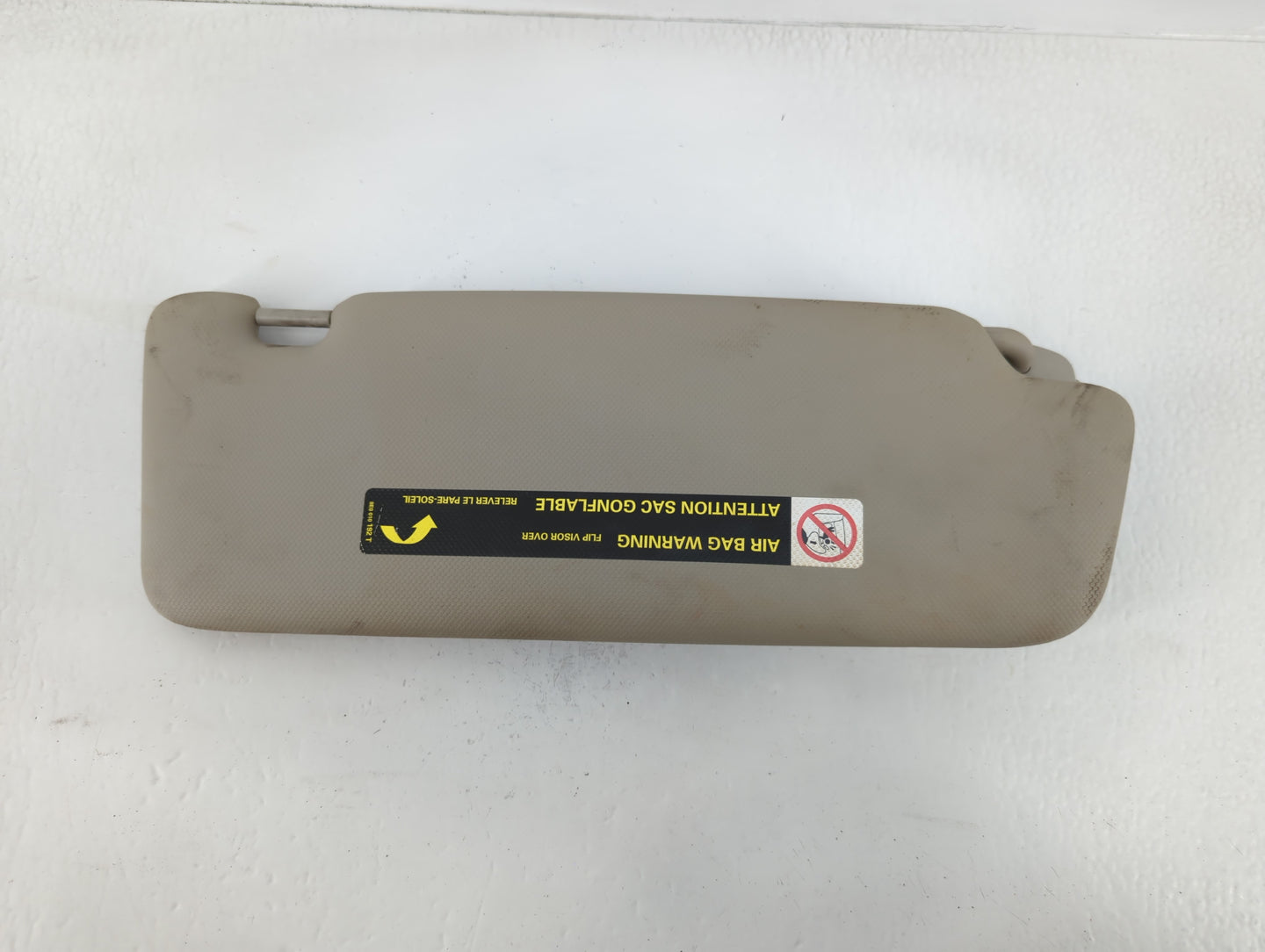 2009-2012 Audi Q5 Sun Visor Shade Replacement Passenger Right Mirror Fits Fits 2009 2010 2011 2012 OEM Used Auto Parts - Oem