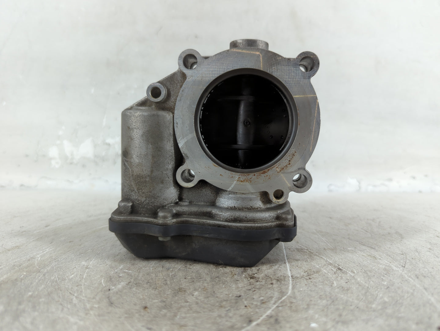 2010-2017 Audi Q5 Throttle Body P/N:A2C53390403 06F 133 062 Q Fits OEM Used Auto Parts - Oemusedautoparts1.com