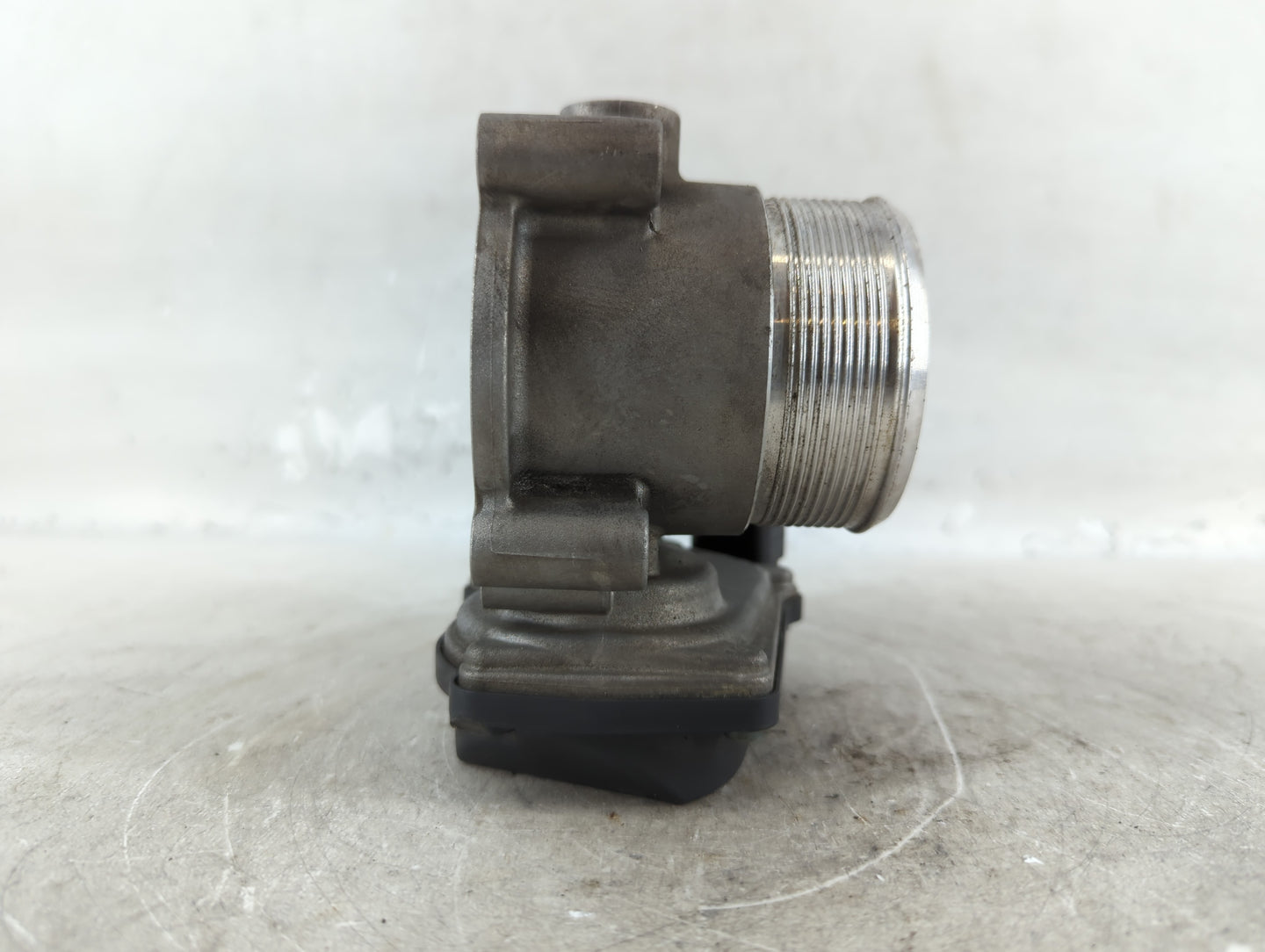 2010-2017 Audi Q5 Throttle Body P/N:A2C53390403 06F 133 062 Q Fits OEM Used Auto Parts - Oemusedautoparts1.com