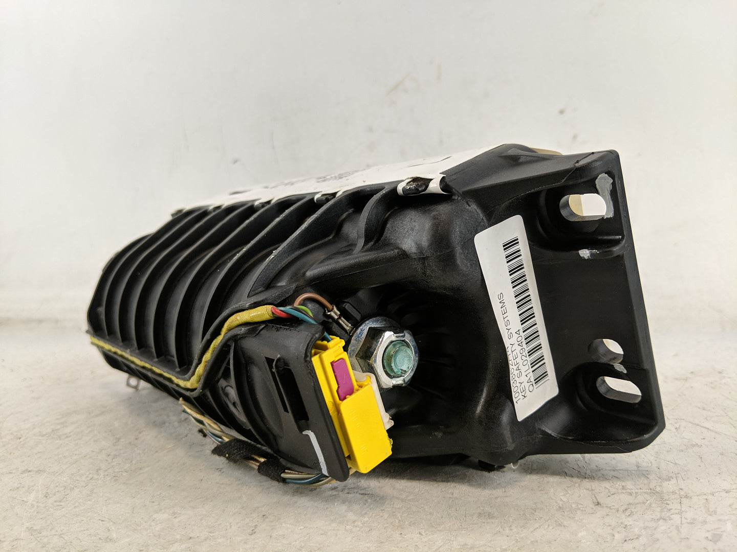 2007-2015 Audi Q7 Air Bag Passenger Right Dashboard OEM Fits Fits 2007 2008 2009 2010 2011 2012 2013 2014 2015 OEM Used Auto