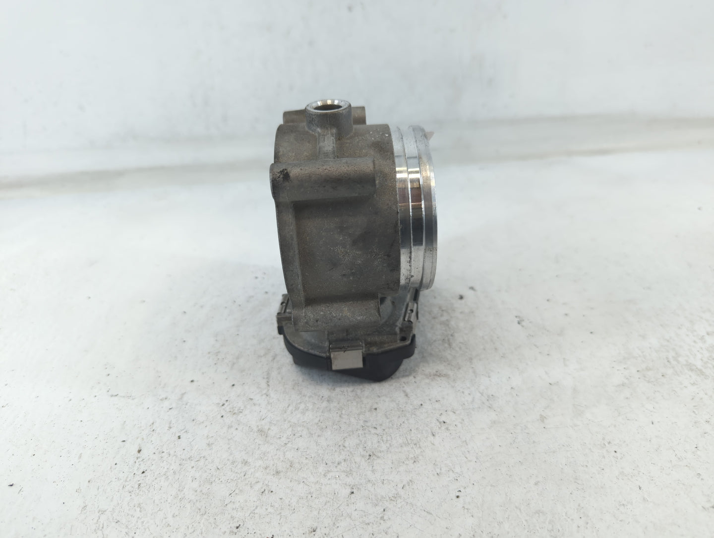 2011-2019 Audi Q7 Throttle Body P/N:06E 133 062 G Fits Fits 2008 2009 2010 2011 2012 2013 2014 2015 2016 2017 2018 2019 OEM 