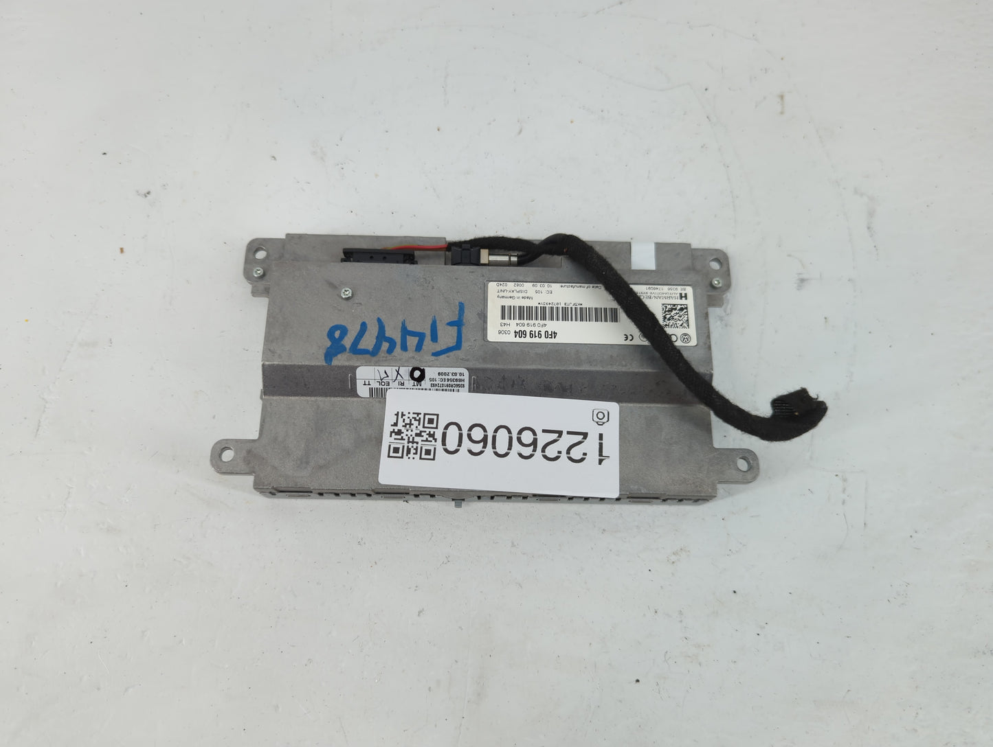 2010-2016 Audi S4 Information Display Screen - Oemusedautoparts1.com