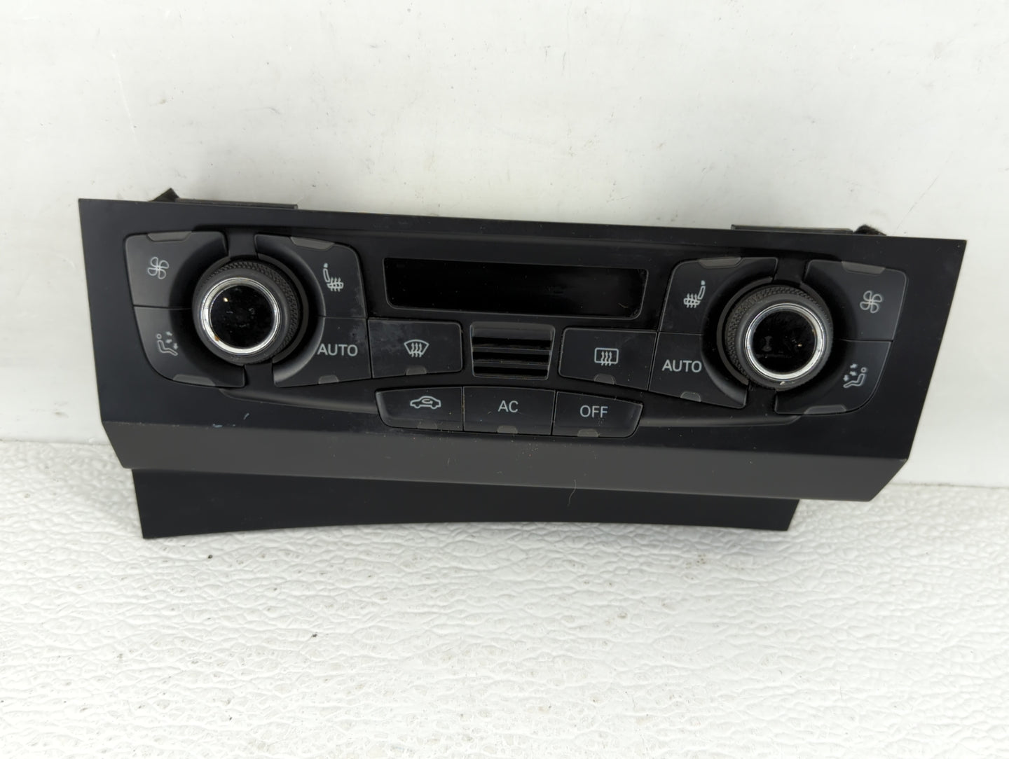 2008-2013 Audi S5 Climate Control Module Temperature AC/Heater Replacement P/N:8T1 820 043 AA 8T1 820 043 AK Fits OEM Used A