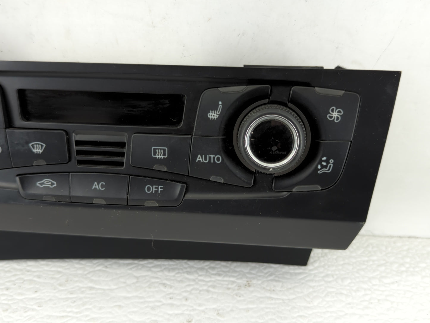 2008-2013 Audi S5 Climate Control Module Temperature AC/Heater Replacement P/N:8T1 820 043 AA 8T1 820 043 AK Fits OEM Used A