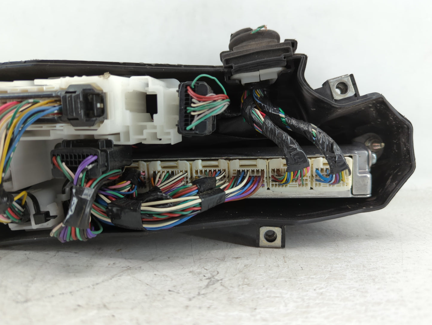 2011 Blank Key Toyota Fusebox Fuse Box Panel Relay Module Fits OEM Used Auto Parts - Oemusedautoparts1.com