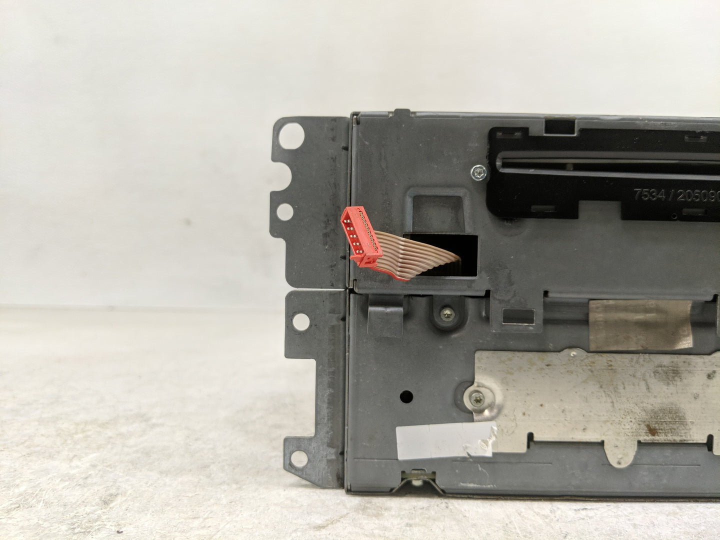2011 Bmw 128i Radio AM FM Cd Player Receiver Replacement Fits OEM Used Auto Parts - Oemusedautoparts1.com