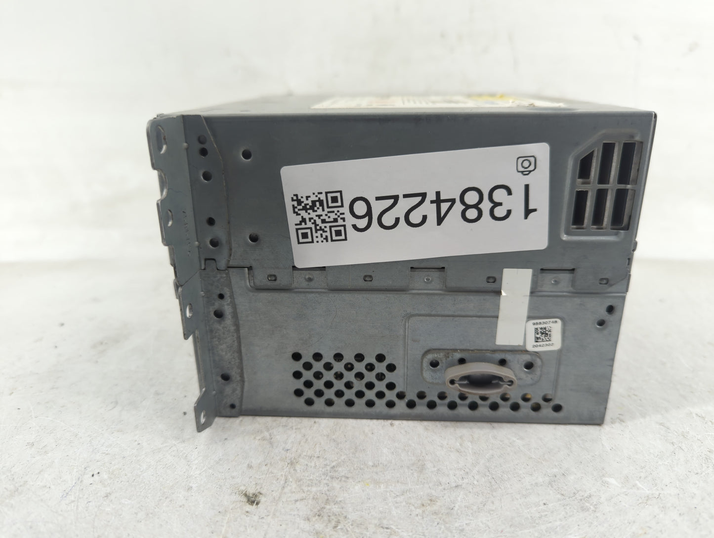2011 Bmw 128i Radio AM FM Cd Player Receiver Replacement P/N:927317001 Fits OEM Used Auto Parts - Oemusedautoparts1.com