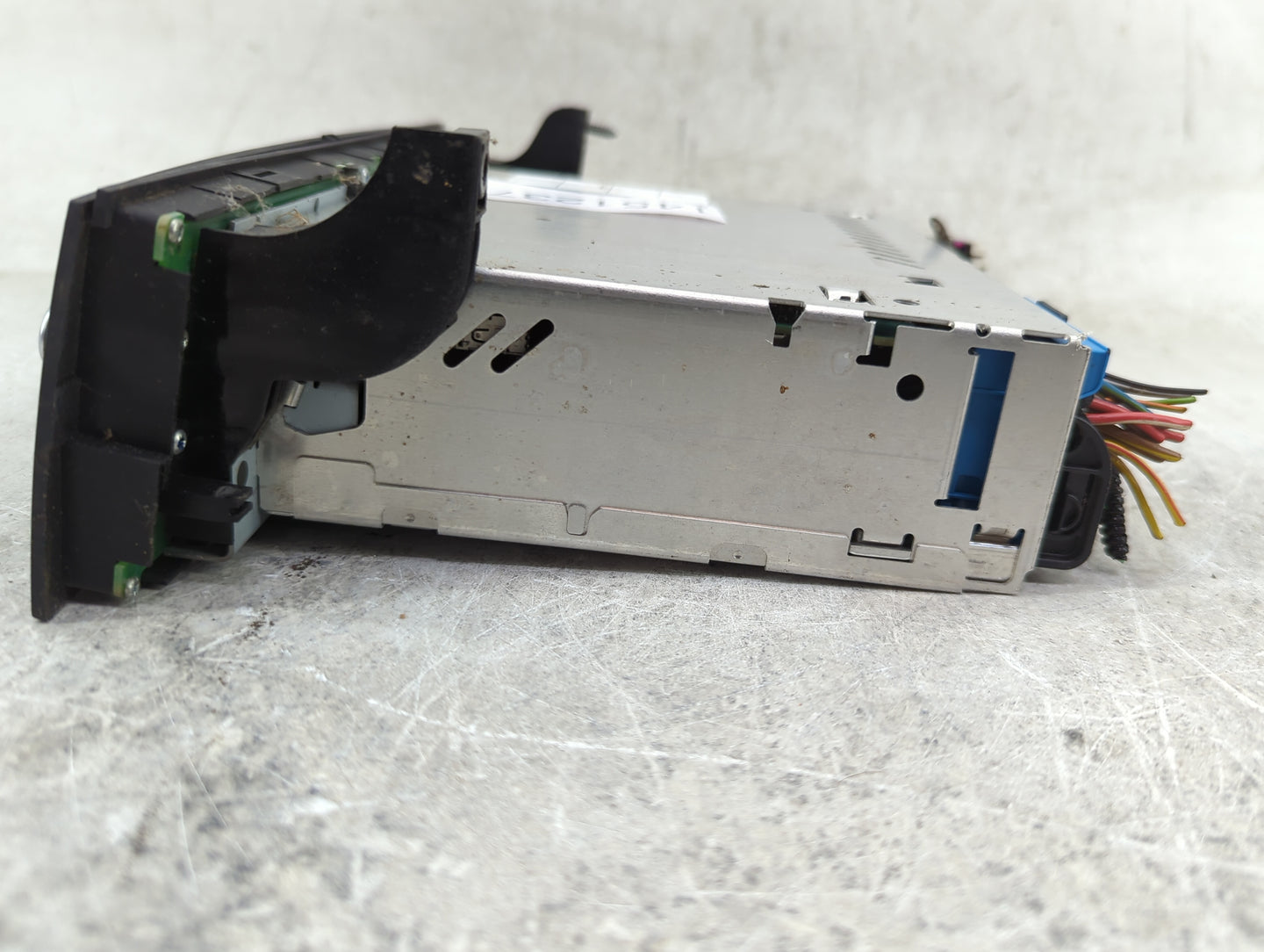 2010-2013 Bmw 135 Radio AM FM Cd Player Receiver Replacement P/N:6512 9302163-01 VD1035D6231611 Fits OEM Used Auto Parts - O