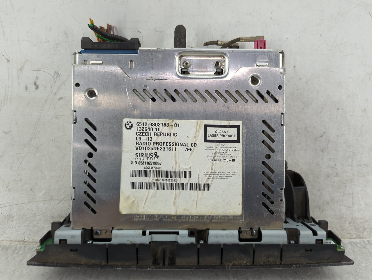 2010-2013 Bmw 135 Radio AM FM Cd Player Receiver Replacement P/N:6512 9302163-01 VD1035D6231611 Fits OEM Used Auto Parts - O