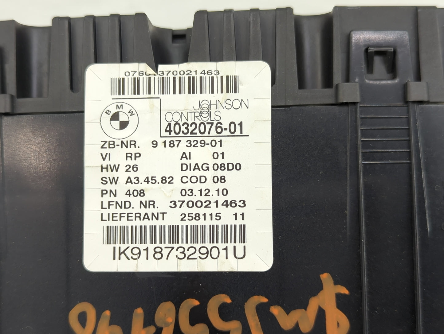 2008-2013 Bmw 135i Instrument Cluster Speedometer Gauges P/N:4032076-01 9187329-01 Miles:60K Fits OEM Used Auto Parts - Oemu