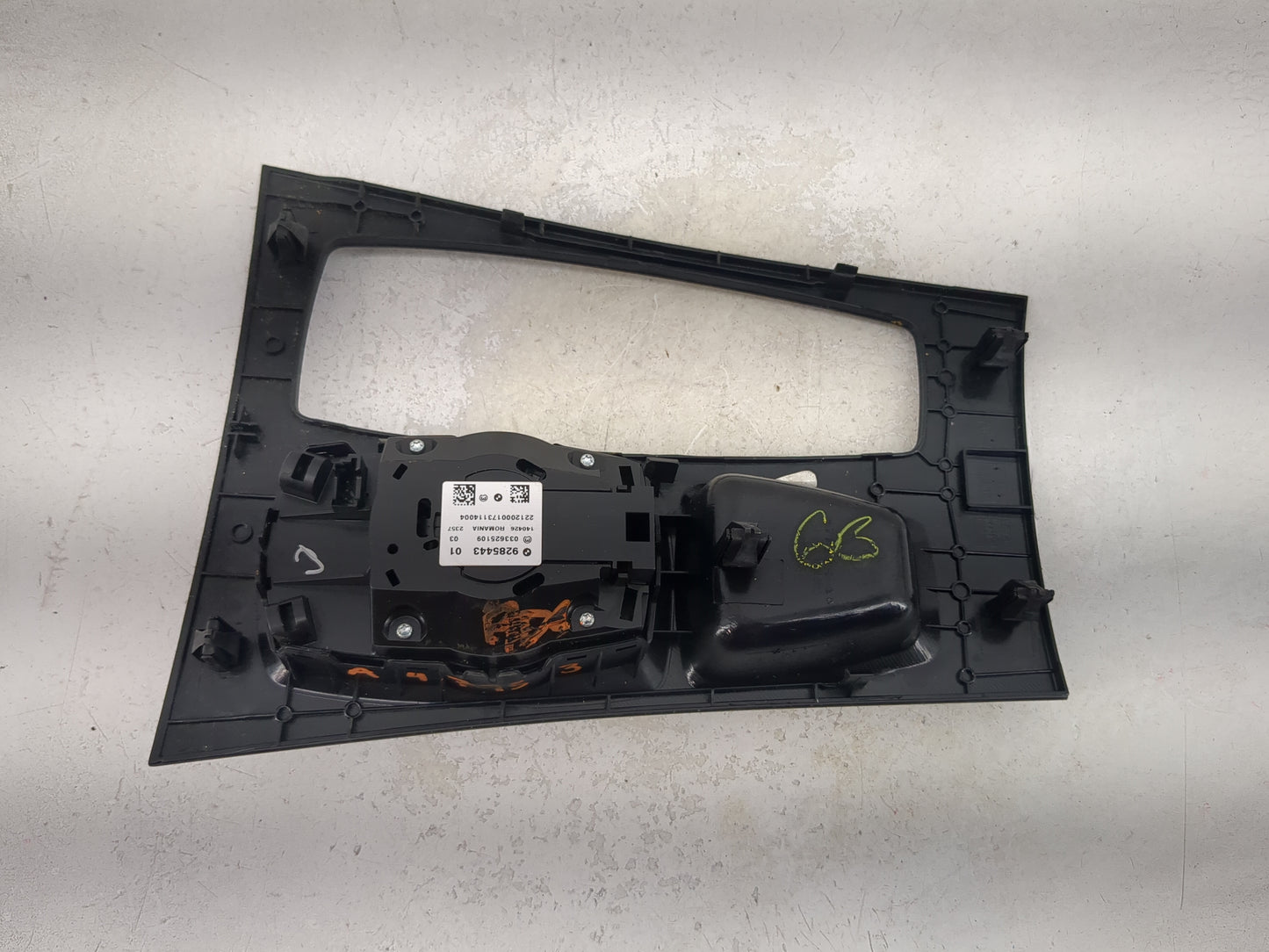 2011 Bmw 135i Radio Control Panel - Oemusedautoparts1.com